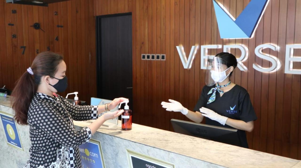 Verse Hotel Cirebon Exterior foto