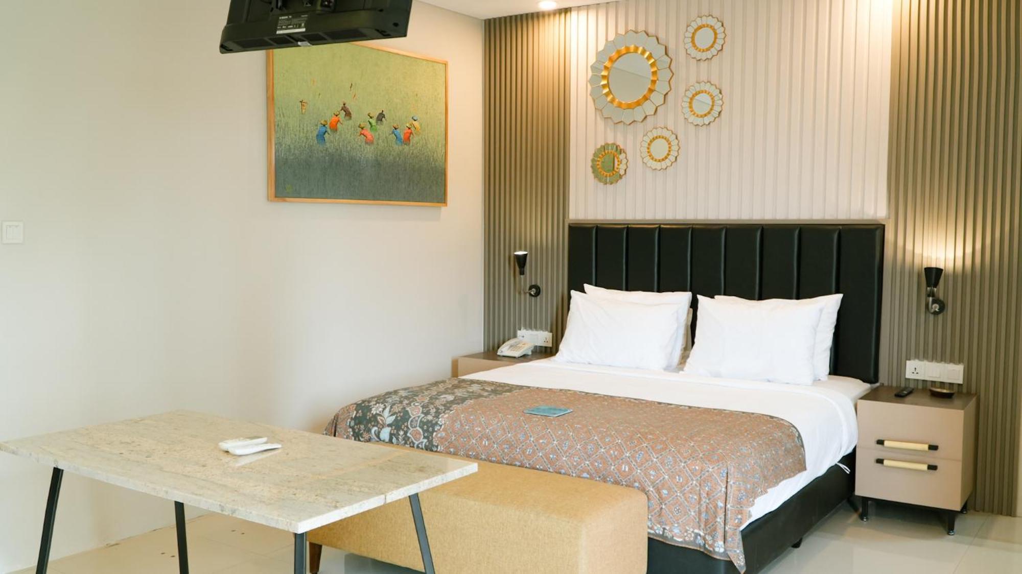Verse Hotel Cirebon Exterior foto